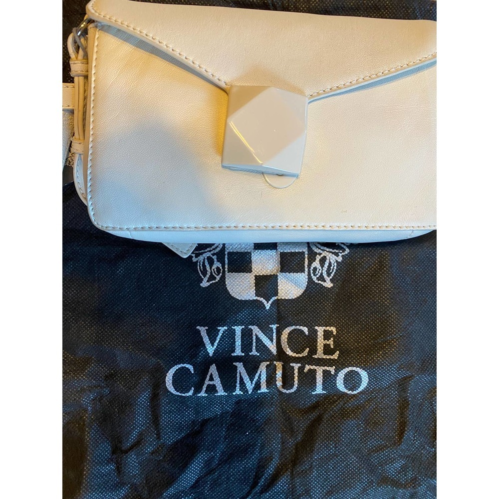 NWT Vince Camuto Lefto Crossbody Bag Coconut Cream Leather Chic Sleek Magnetic - Picture 7 of 7